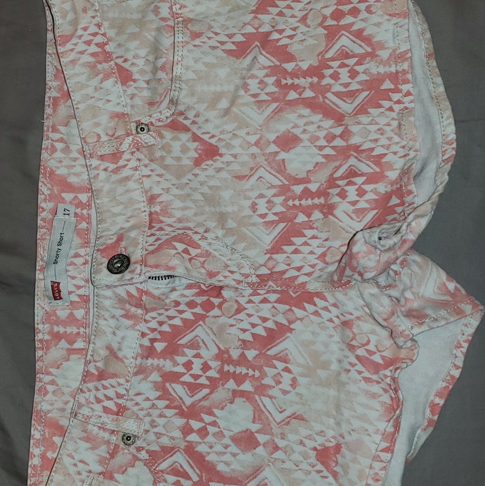 Levi shorts (OBO)